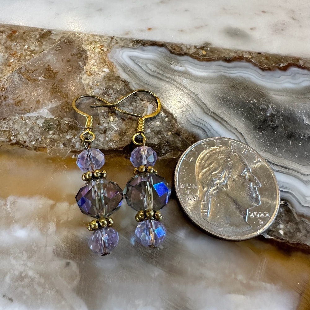 3004 Chic Gold and Iridescent Earrings - Picture 3 of 4